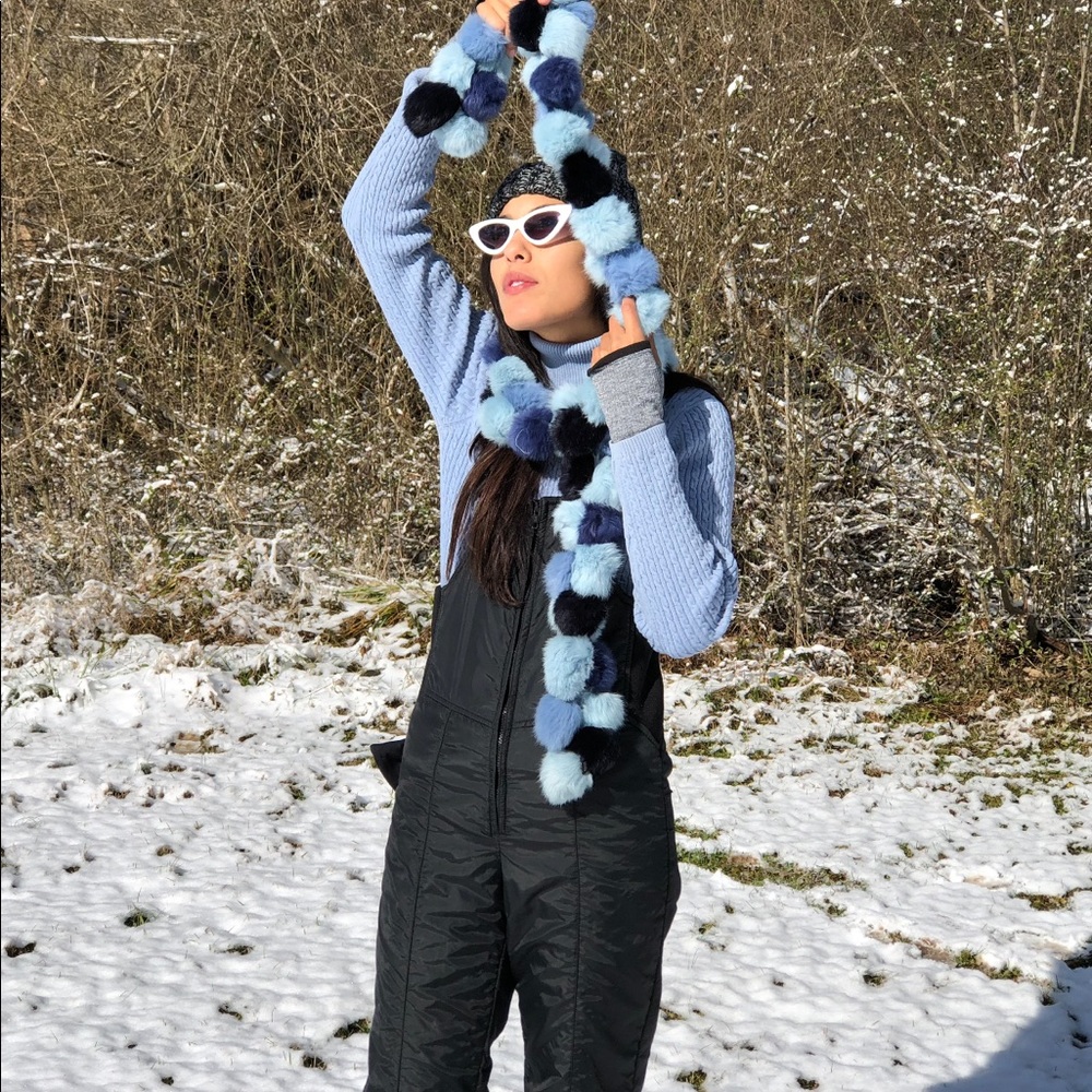 Cejon Authentic Rabbit Fur Pom Pom Scarf